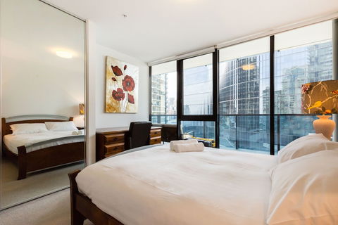 TIARA, 1BDR Southbank Apartment - Australian Directory 6