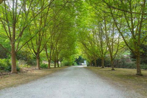 In The Valley - Australian Directory 6