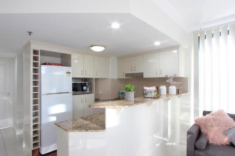 Willahra Tower Apartment - Australian Directory 6