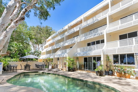 On Palm Cove Beachfront Apartments - Australian Directory 2