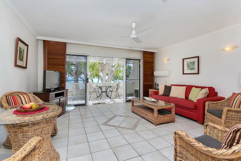On Palm Cove Beachfront Apartments - Australian Directory 4