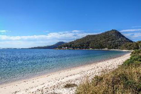 2 Bedroom Apartment Castaways Unit 1 - Australian Directory 2