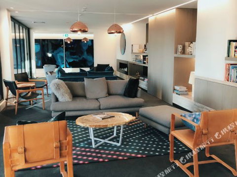 Melbourne City Sea View Lake View Luxury Apartment - Australian Directory 4