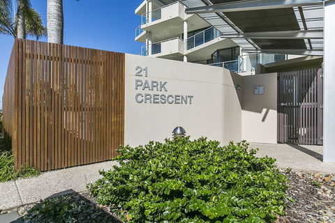 Sunshine Beach Penthouse With Beach Views Unit 9 / 21 Park Crescent Sunshine Beach - Australian Directory 1