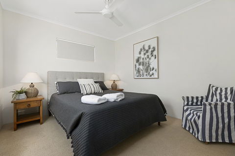Sunshine Beach Penthouse With Beach Views Unit 9 / 21 Park Crescent Sunshine Beach - Australian Directory 4