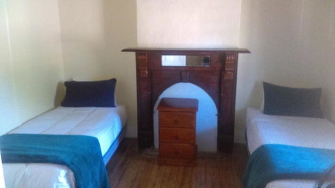 The Happy Wanderer Motel - Australian Directory 1