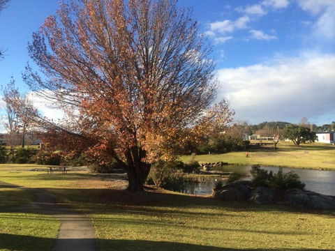 Dillons Cottage - Australian Directory 6