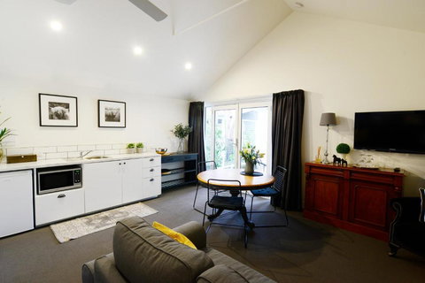 Clement House - Australian Directory 3