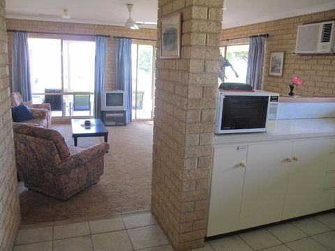 Kalbarri Riverfront Unit - Australian Directory 4