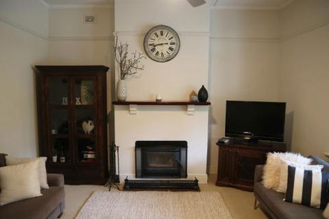 Merellaan - Australian Directory 6