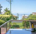 Doncaster Yamba Main beach  sea pool - Australian Directory