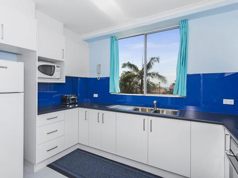 Fairleigh Unit 1 - Australian Directory 5