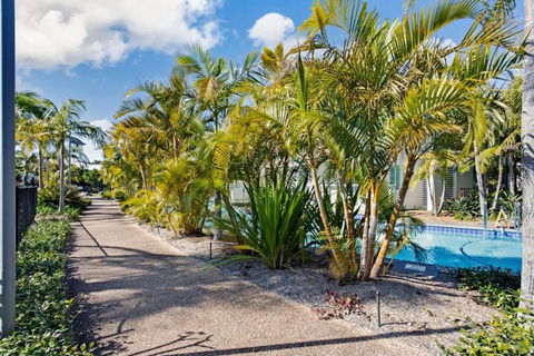 Pacific Blue Pool Spa & More Available In Complex! - Australian Directory 3