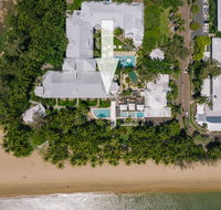 Beachfront Apt In Alamanda Beachfront Resort 25 - Australian Directory
