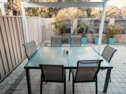 FortyThree Oceanside Retreat Busselton - Australian Directory 2