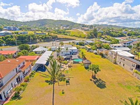 Driftwood On The Beach - Australian Directory 1