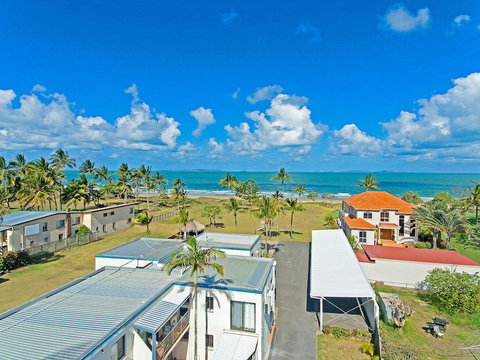 Driftwood On The Beach - Australian Directory 0