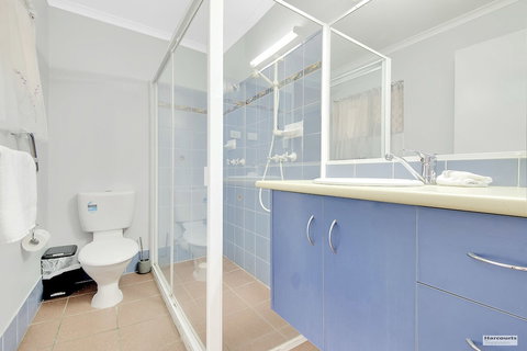 Driftwood On The Beach - Australian Directory 2