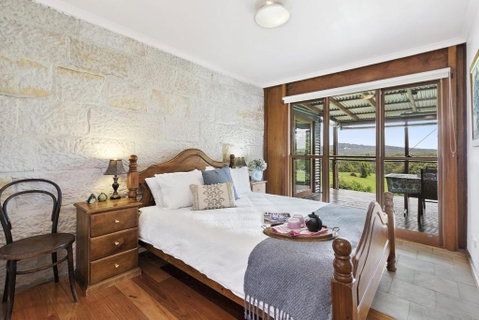 CHRISTOPHERS COTTAGE - Australian Directory 2