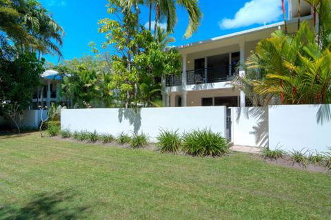 Villa Del Mar Port Douglas - Australian Directory 6