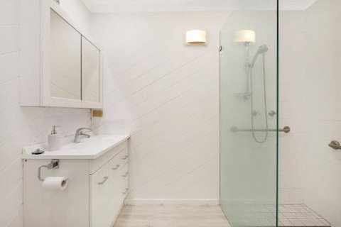 Kianga Parade Beach House - Australian Directory 5