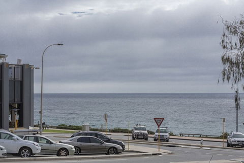 Cottesloe Cove Beach Apartment - Australian Directory 5