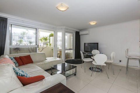 Cottesloe Cove Beach Apartment - Australian Directory 2