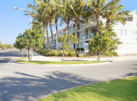 Unit 105 Plantation Rainbow Beach Plantation Resort Second Floor Aircon Pool Spa - Australian Directory 0