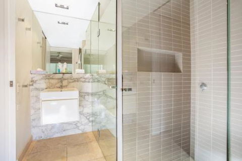 Unit 3 Plantation Rainbow Beach Air Conditioned Pool & Outdoor Spa Plantation Resort - Australian Directory 5
