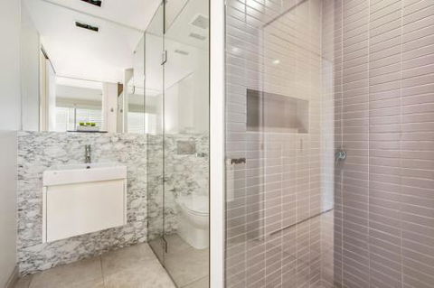 Unit 206 Plantation Rainbow Beach Incredible Views Top Floor Ocean Facing - Australian Directory 4