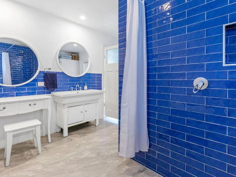 SANTORINI BEACH HOUSE SAFETY BEACH - Australian Directory 5
