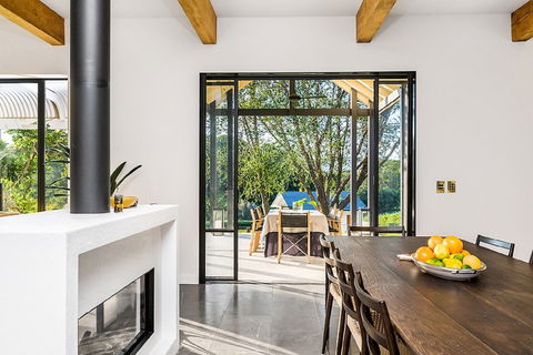 Your Luxury Escape - Fairway - Australian Directory 6