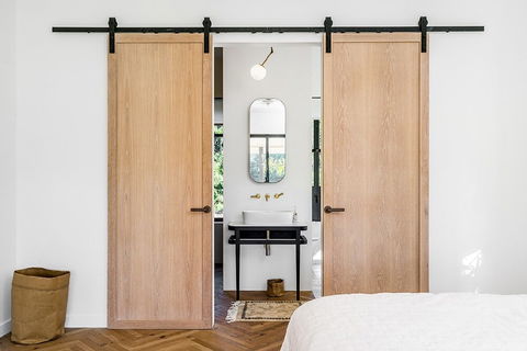 Your Luxury Escape - Fairway - Australian Directory 2