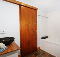 BEACH SHOPS  FABULOUS VACATION HOME - Australian Directory