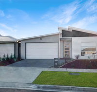 Brand New Home 10 mins to Beach Torquay Geelong Deakin Hospitals - Australian Directory
