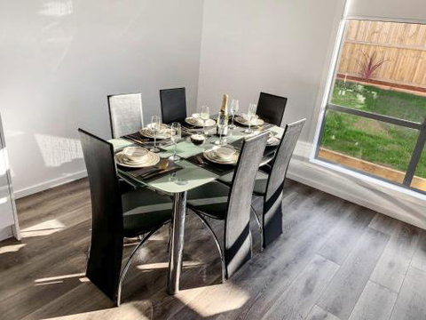 Brand New Home 10 Mins To Beach Torquay Geelong Deakin Hospitals - Australian Directory 4