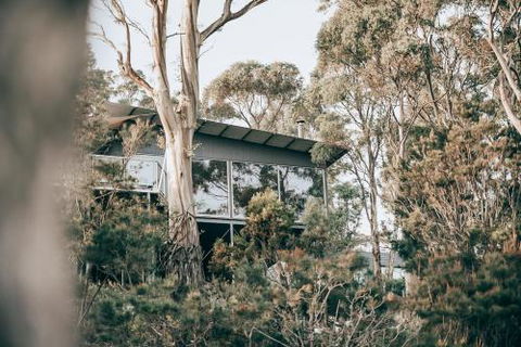Getaway Bruny Island - Australian Directory 2