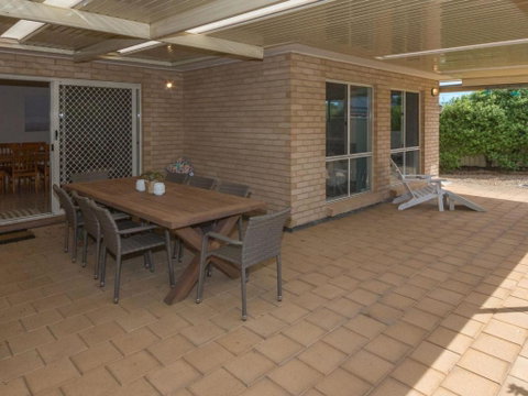 Beachside At Normanville 7 Ronald Street - Australian Directory 5