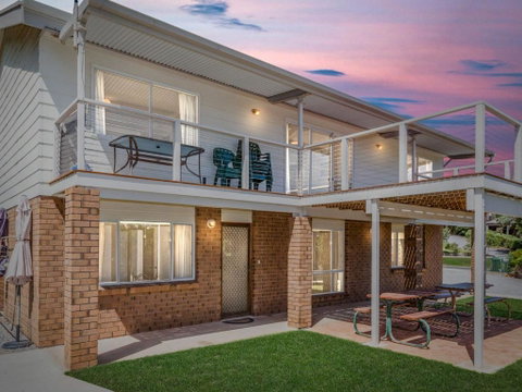 Footprints At Carrickalinga 31 Solitude Drive - Australian Directory 1