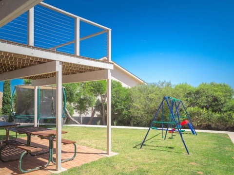 Footprints At Carrickalinga 31 Solitude Drive - Australian Directory 2