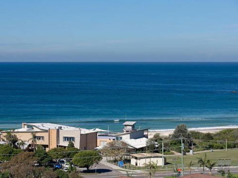 Venabu On Garuwa 20 Garuwa Street Spectacular House With Fabulous Views - Australian Directory 2