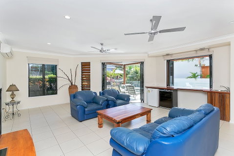 Beachcomber Holiday House - Australian Directory 6
