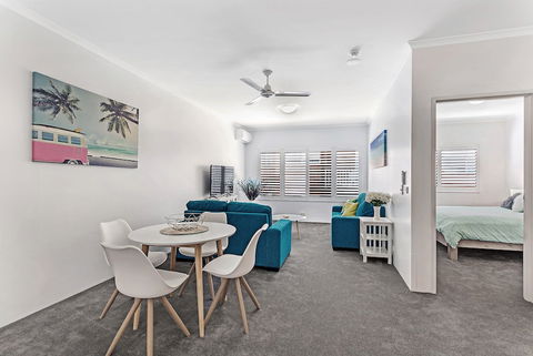 Zenith Unit 7 / 10 Messines Street - Australian Directory 4