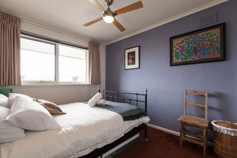 ELEANOR, 1BDR Fitzroy North Apartment - Australian Directory 5
