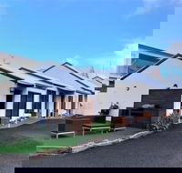 Coastal Motel - Australian Directory