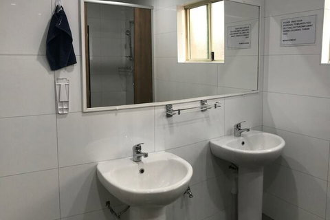 Hay Street Travellers Inn Hostel - Australian Directory 7