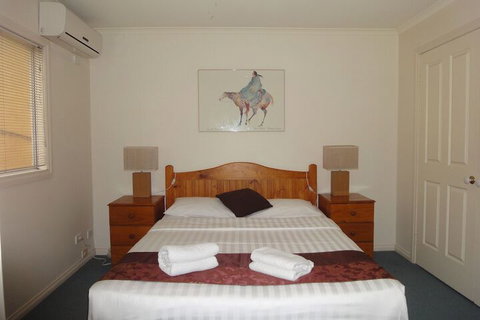 Moonee Valley Views Apartments - Australian Directory 2