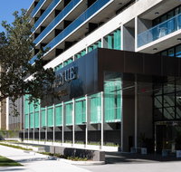 Avenue Hotel Canberra - Australian Directory