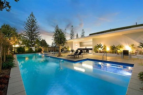 Ocean Pacific Broadbeach - Australian Directory 0