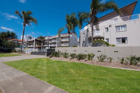 Markham Court - Australian Directory 7